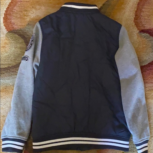 Blue/gray letter spring jacket. H&M boys size 8-9. - Picture 3 of 4